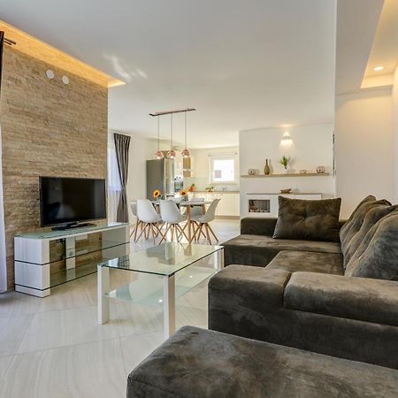 Apartments Lapis 프레멘투라 외부 사진