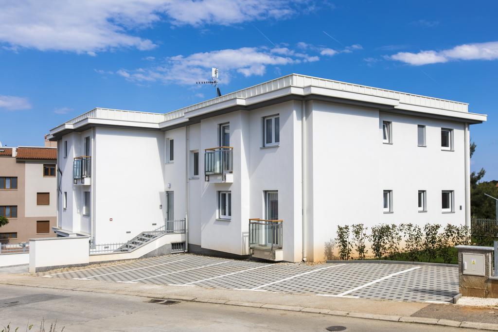 Apartments Lapis 프레멘투라 외부 사진